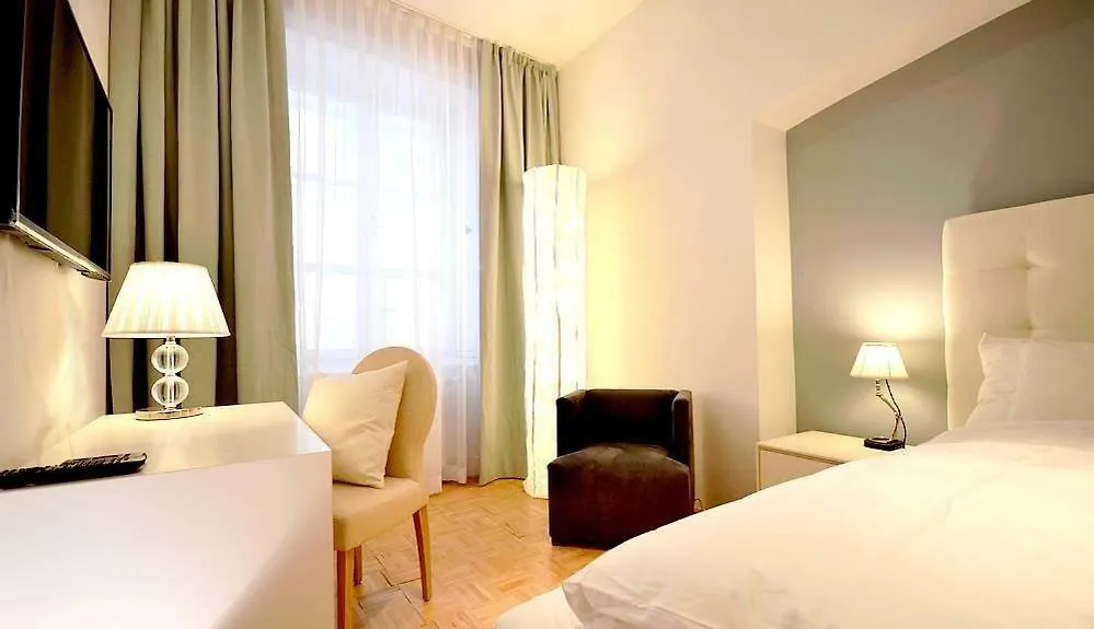City Center Residence Near Stephansdom Vienna Apartment